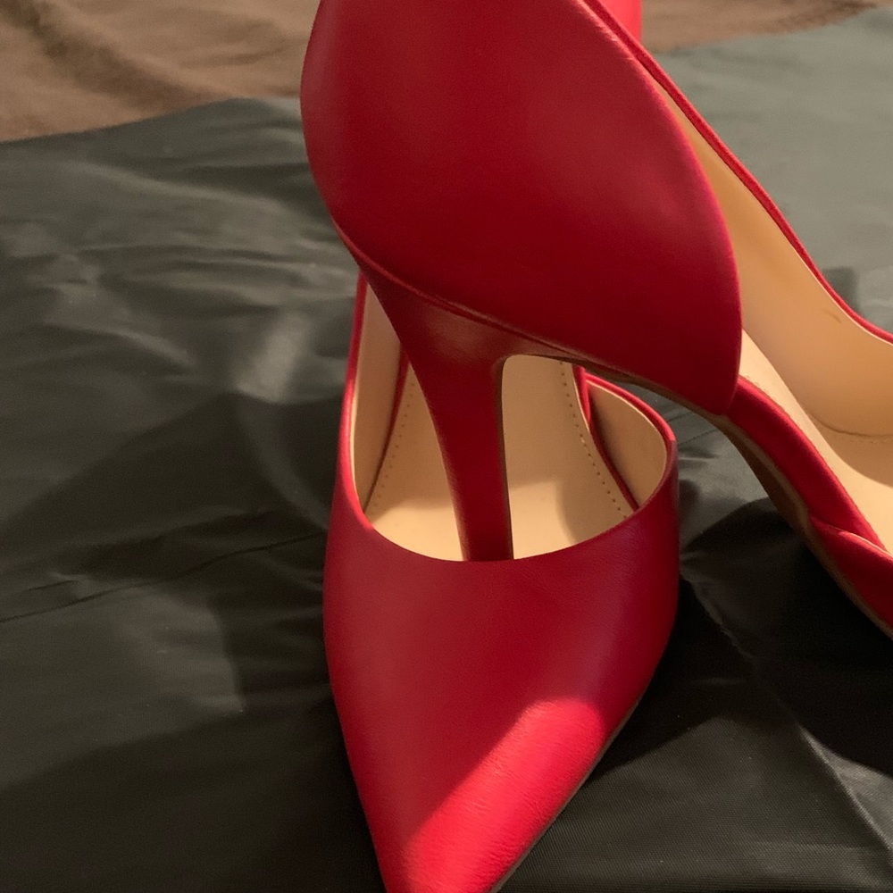 Shoes - Picture 3 of 3